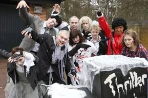 Photo 12 from the 2011 Windlesham Boxing Day Pram Race