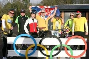 Photo 1 from the 2012 Windlesham Boxing Day Pram Race