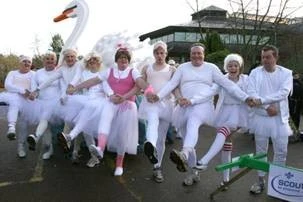 Photo 7 from the 2012 Windlesham Boxing Day Pram Race
