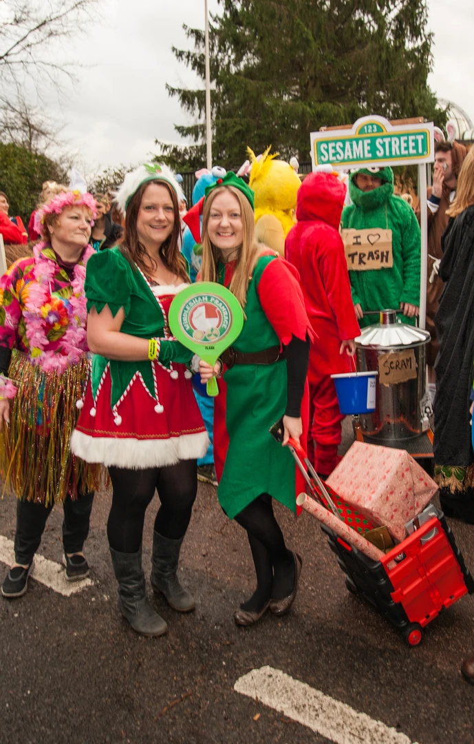 Photo 20 from the 2015 Windlesham Boxing Day Pram Race