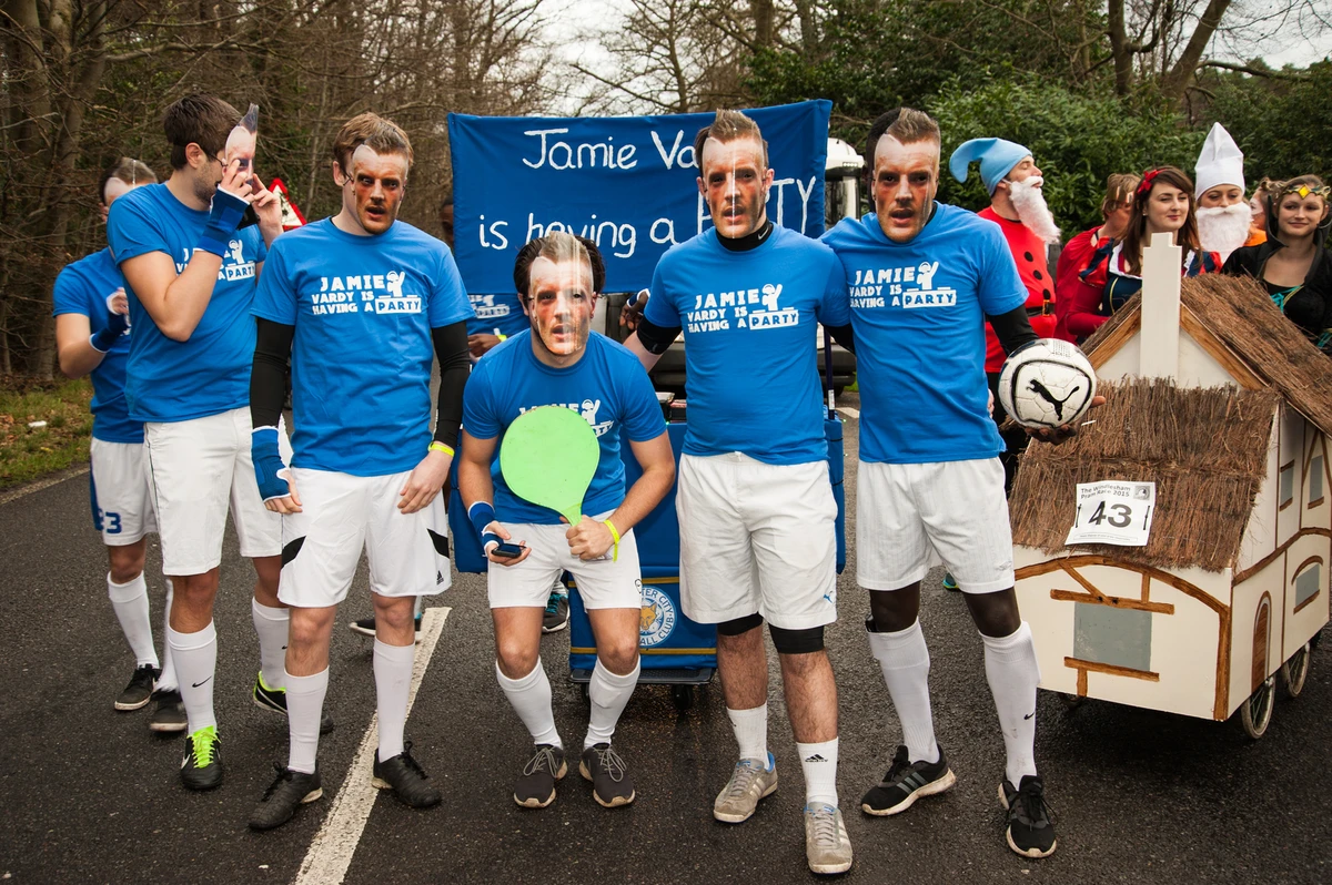 Photo 22 from the 2015 Windlesham Boxing Day Pram Race