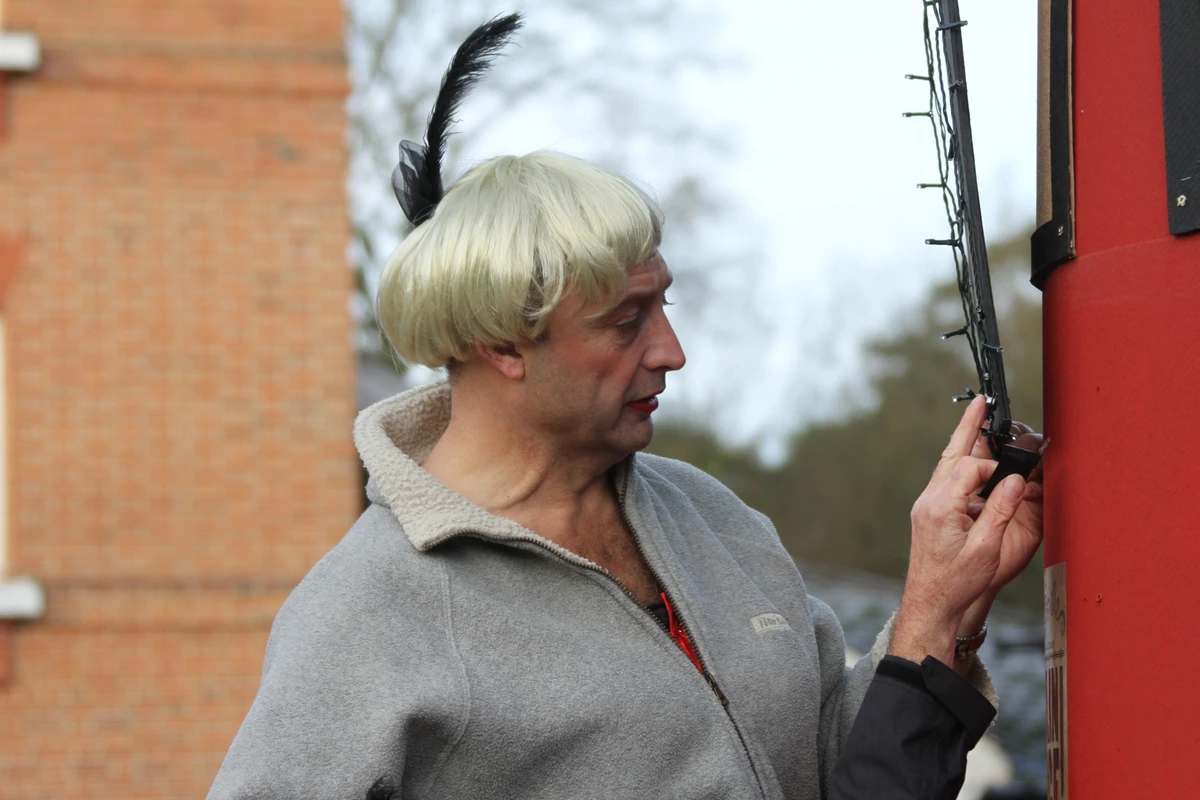 Photo 2 from the 2017 Windlesham Boxing Day Pram Race