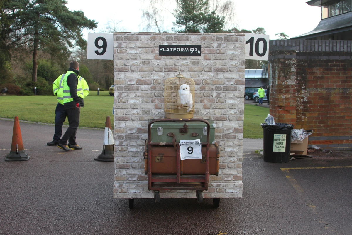 Photo 9 from the 2017 Windlesham Boxing Day Pram Race