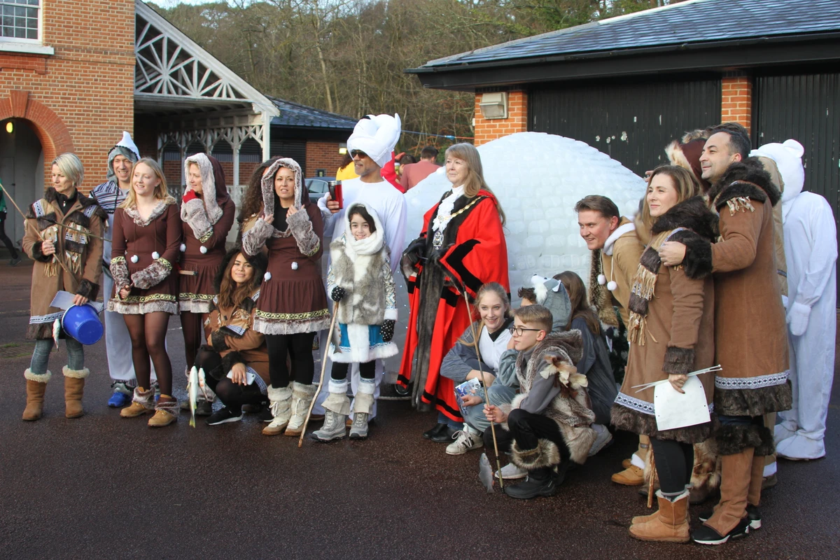 Photo 22 from the 2017 Windlesham Boxing Day Pram Race