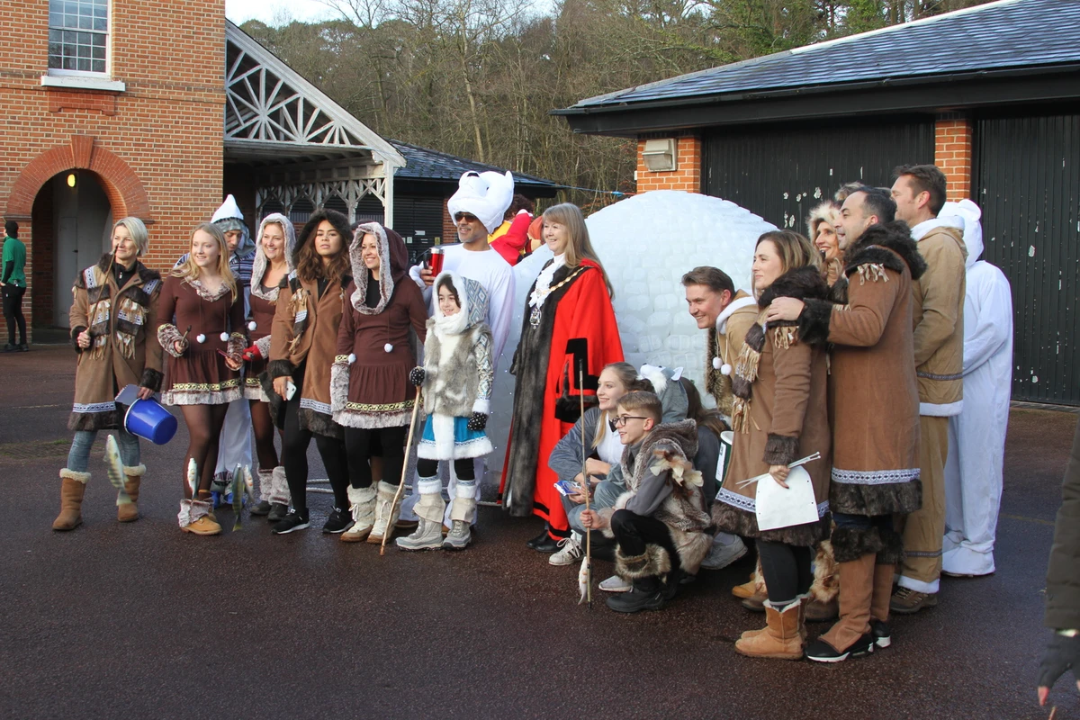 Photo 23 from the 2017 Windlesham Boxing Day Pram Race