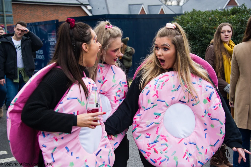 Photo 9 from the 2018 Windlesham Boxing Day Pram Race
