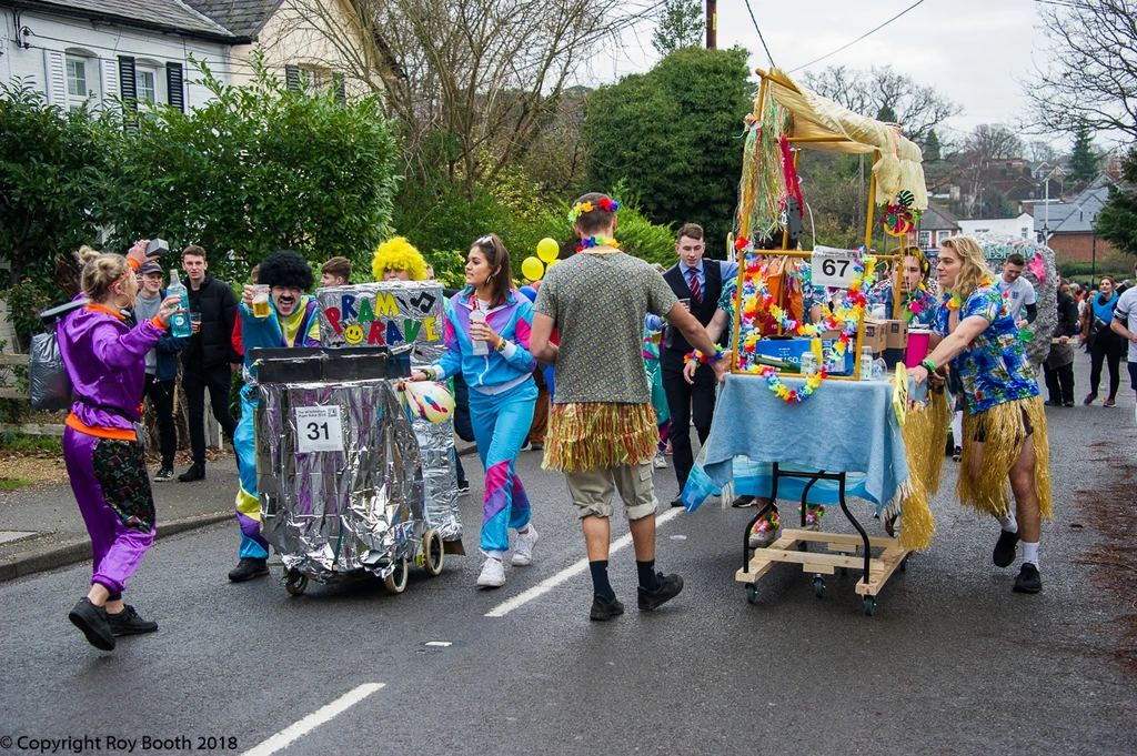 Photo 10 from the 2018 Windlesham Boxing Day Pram Race
