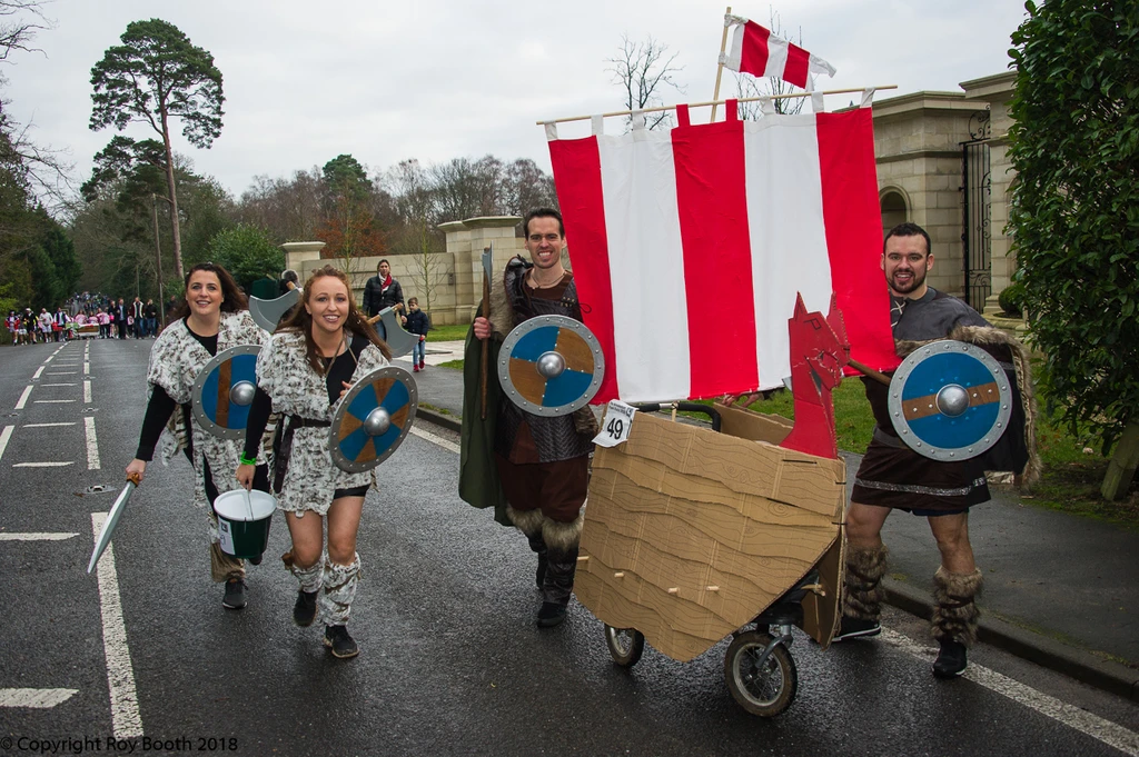 Photo 24 from the 2018 Windlesham Boxing Day Pram Race