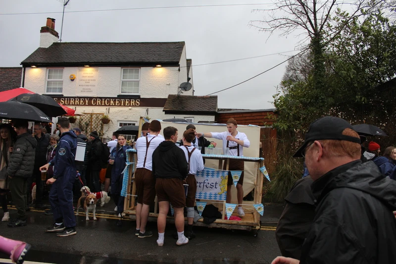 Photo 7 from the 2019 Windlesham Boxing Day Pram Race