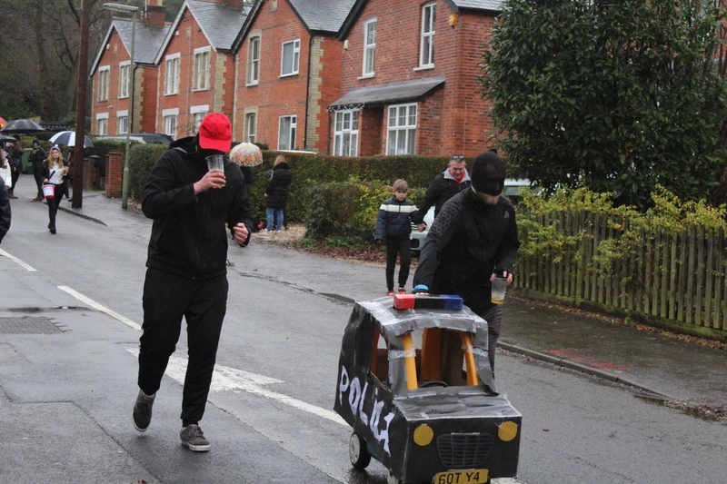 Photo 10 from the 2019 Windlesham Boxing Day Pram Race