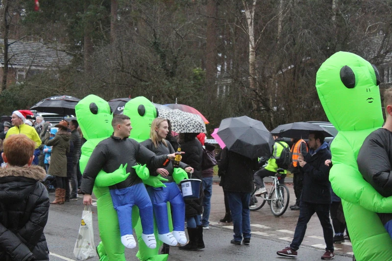 Photo 12 from the 2019 Windlesham Boxing Day Pram Race