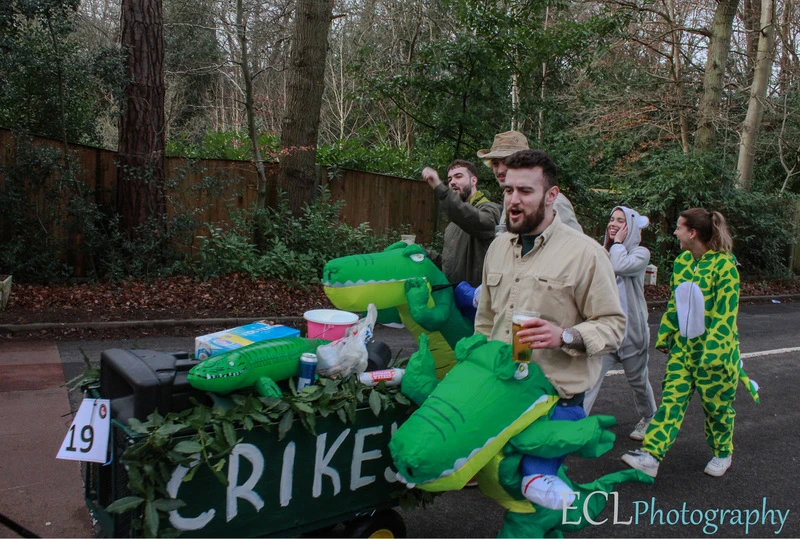 Photo 11 from the 2023 Windlesham Boxing Day Pram Race