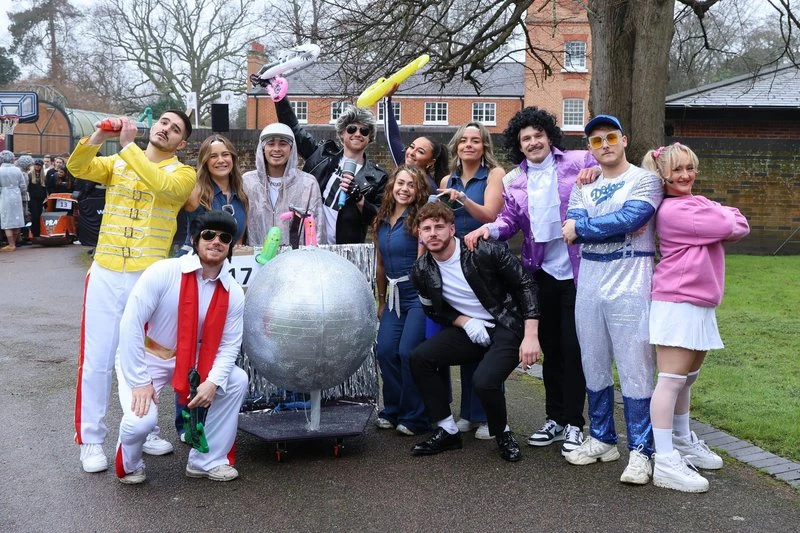 Photo 16 from the 2024 Windlesham Boxing Day Pram Race