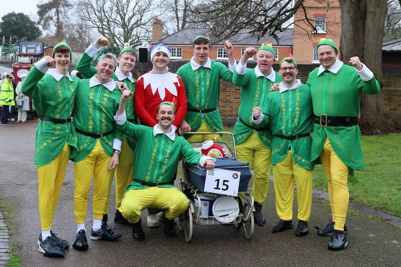 Photo 17 from the 2024 Windlesham Boxing Day Pram Race