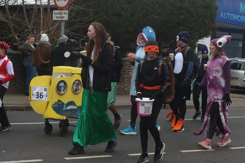Photo 13 from the 2025 Windlesham Boxing Day Pram Race
