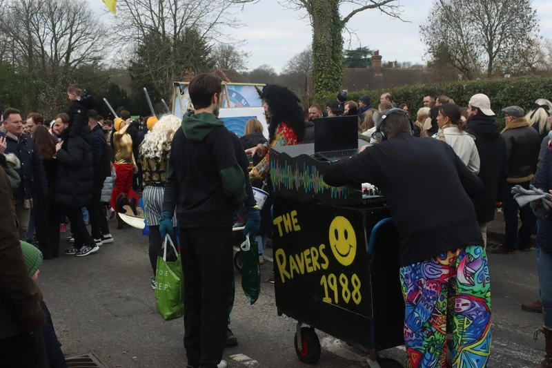 Photo 17 from the 2025 Windlesham Boxing Day Pram Race